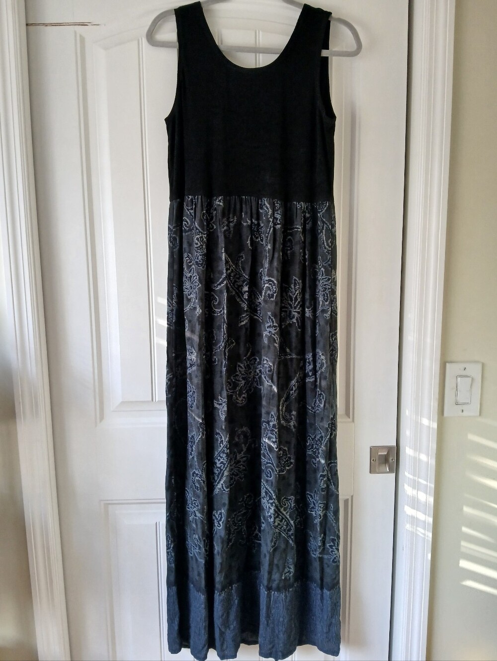 Carole Little Black Sleeveless Maxi Dress with Paisley Print Skirt